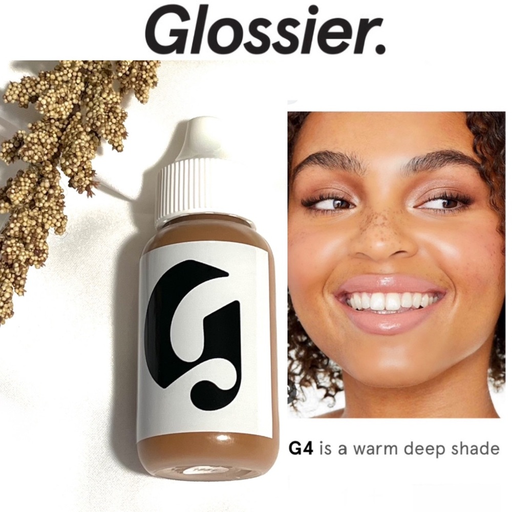 GLOSSIER Perfecting Skin Tint G4
